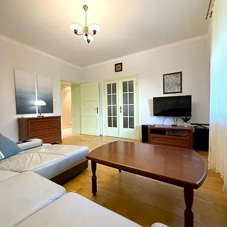Apartment 15 - Duze Mieszkanie W Centrum Dla 9 Osob