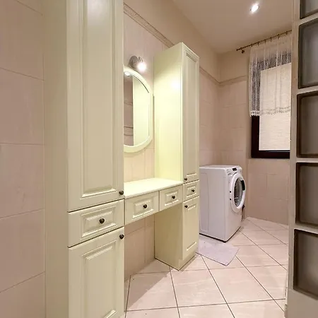 Apartment 15 - Duze Mieszkanie W Centrum Dla 9 Osob