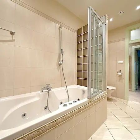 Apartment 15 - Duze Mieszkanie W Centrum Dla 9 Osob *