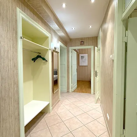 Apartment 15 - Duze Mieszkanie W Centrum Dla 9 Osob *