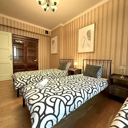 Apartment 15 - Duze Mieszkanie W Centrum Dla 9 Osob